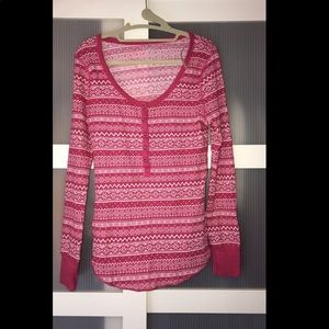 Old navy patterned sleep shirt